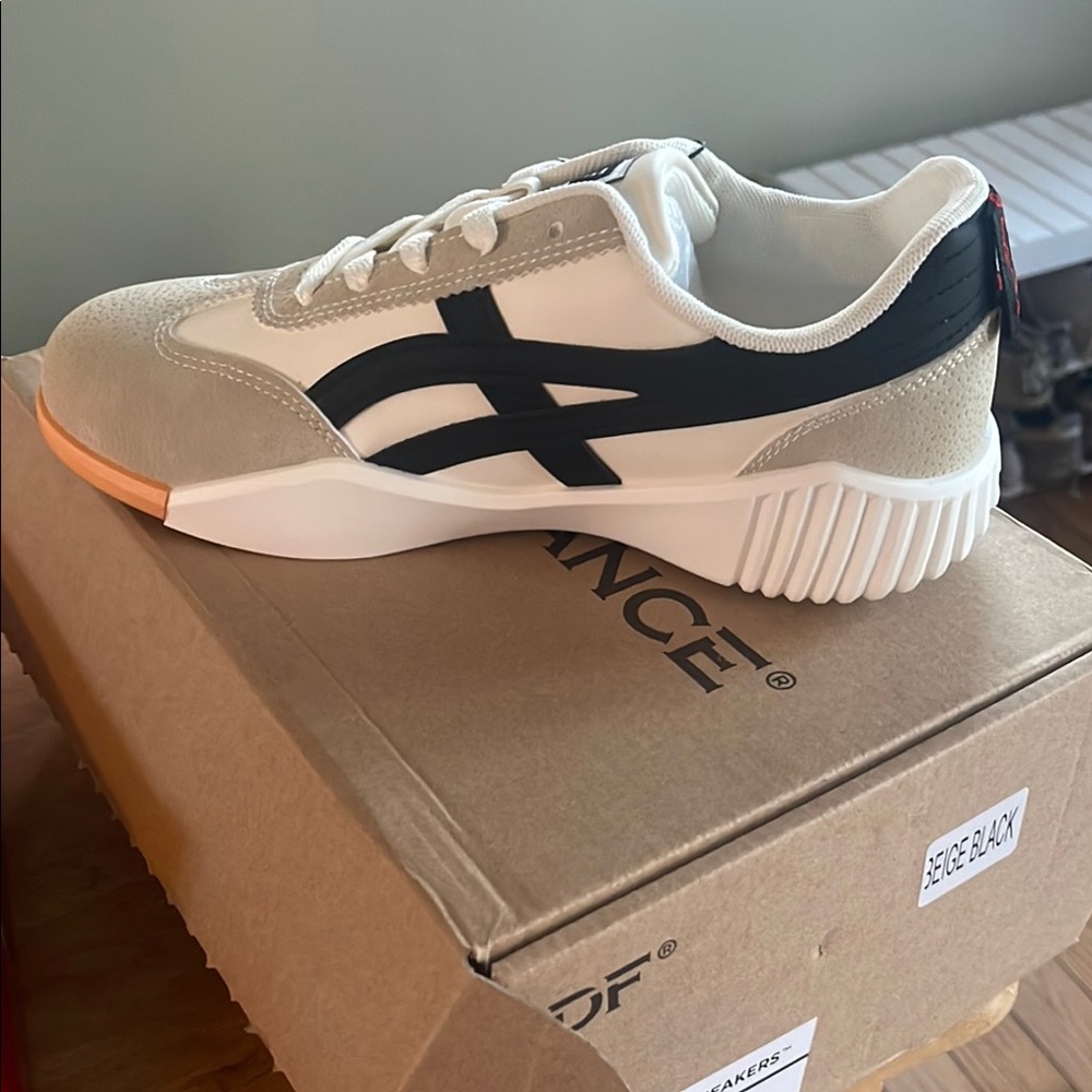 De Florance White Sneakers